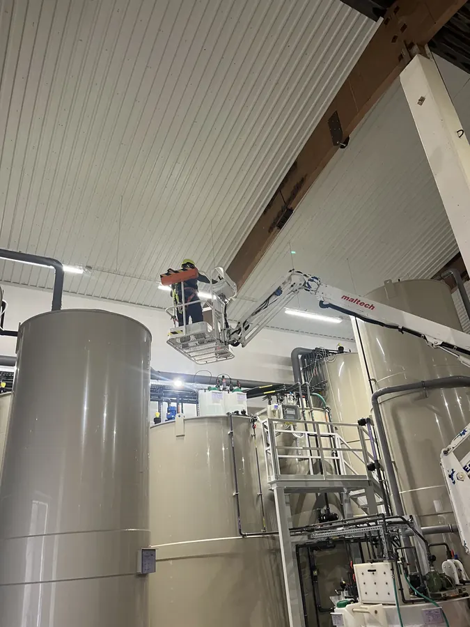 Ipari LED-világítás kiépítése – Elektron Sopron, Sopron, ipari létesítmény