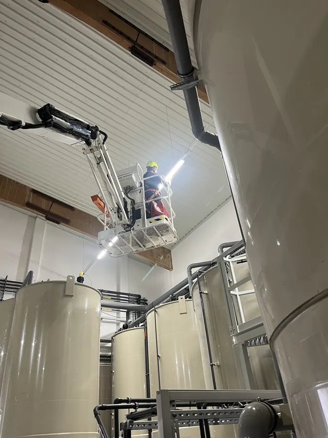 Ipari LED-világítás kiépítése – Elektron Sopron, Sopron, ipari létesítmény